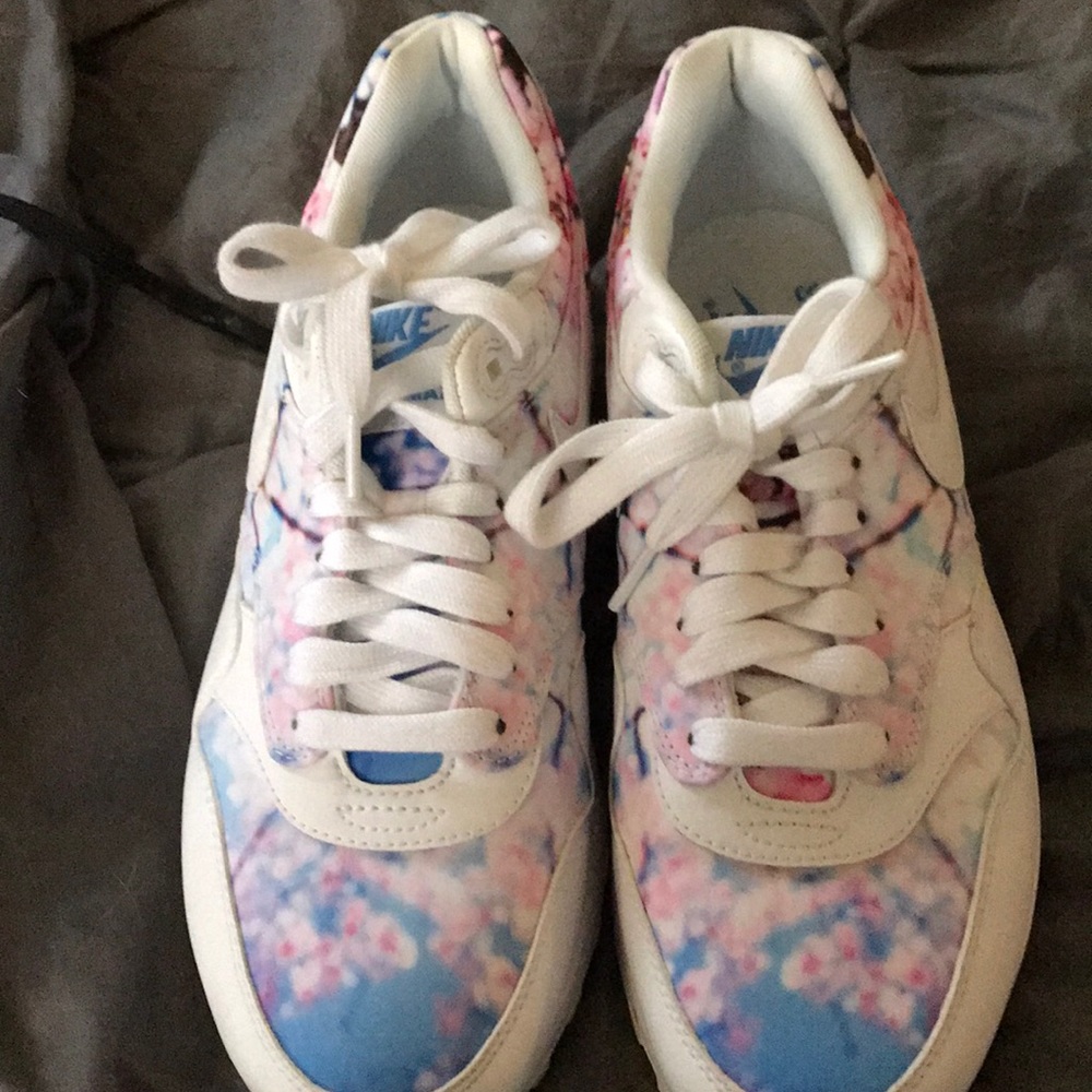 Nike Floral Air Max